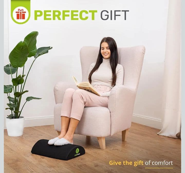 ErgoFoam　デスク下設置型　フットレスト　高級　足置き台　デスク用　YK