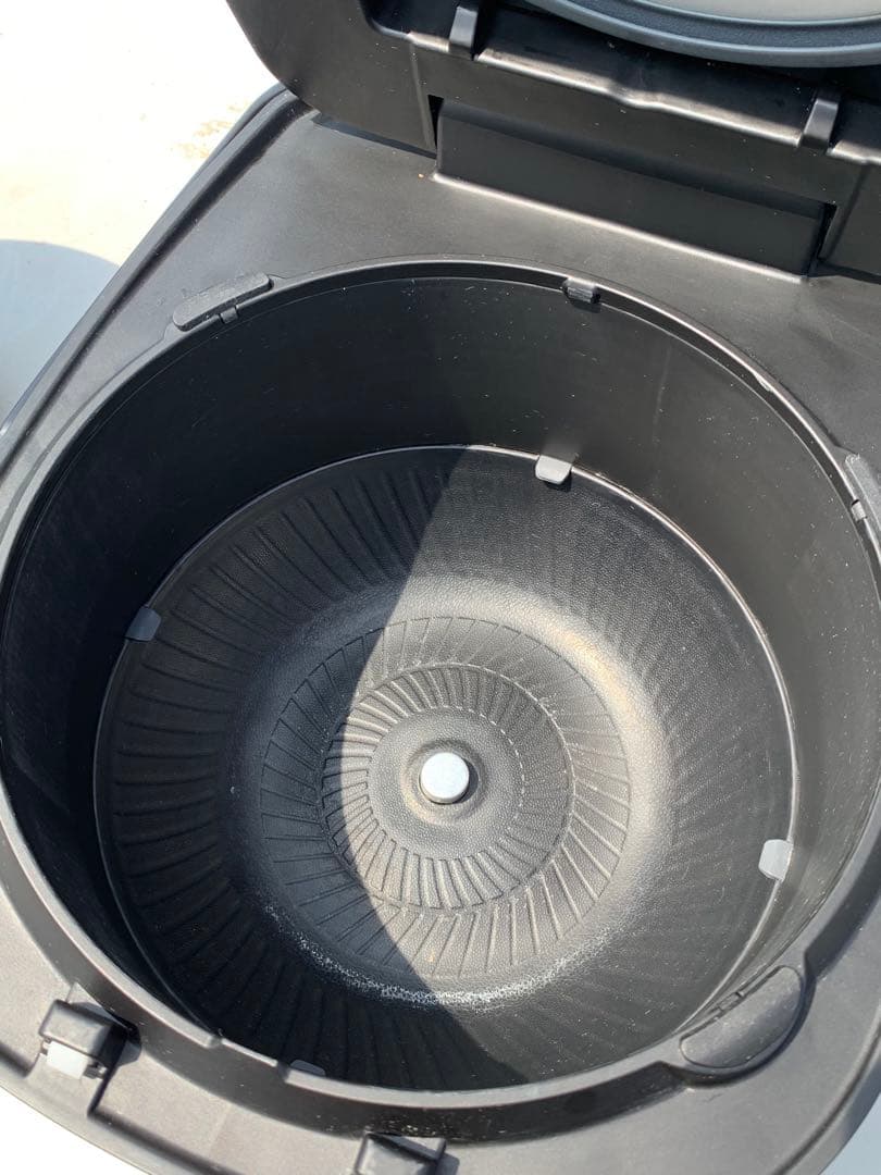 アイリスオーヤマ株式会社 IHジャー炊飯器 RC-IE10-B