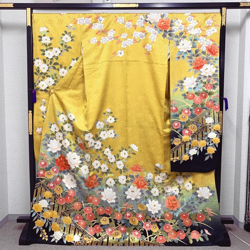 411z3〇高身長な方にも 振袖 地紋 金彩 刺繍 黄色〇美品 成人式 結婚式