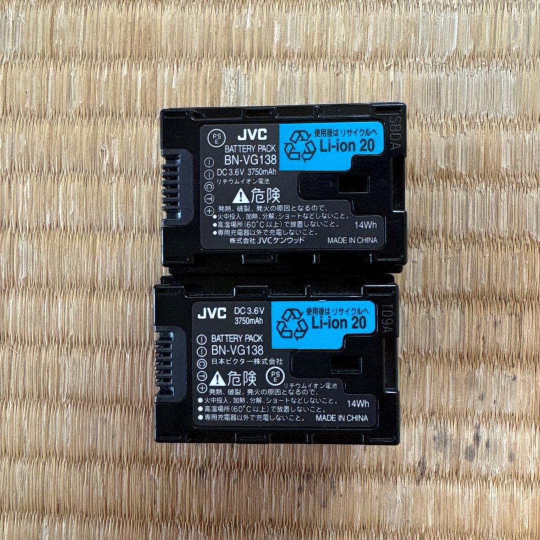 値下げ JVC Everio HD AVCHD ビデオカメラ GZ-HM670