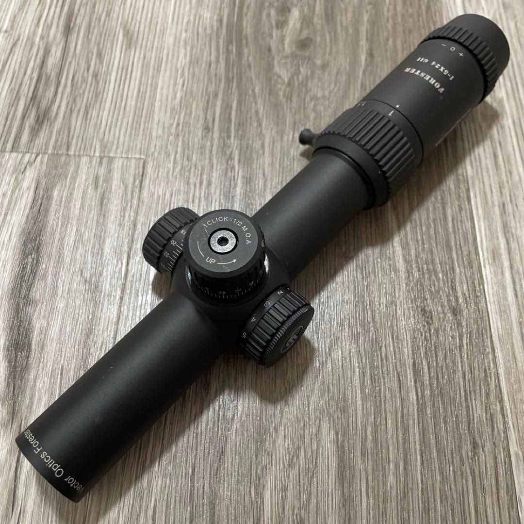VECTOR OPTICS FORESTER 1-5X24 GENII ベクター