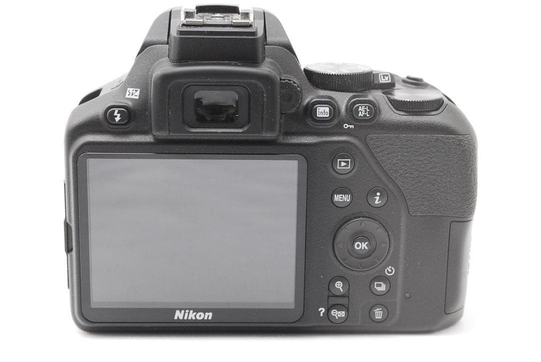 Nikon D3500 カメラボディ　TAMRONレンズ　ストロボ　セット