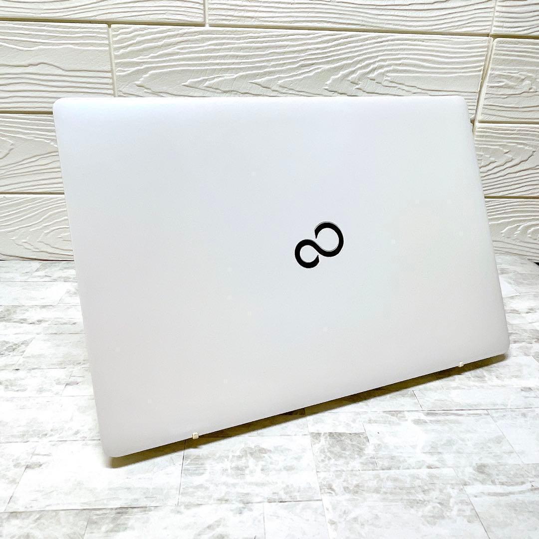 Core i7✨SSD 512GB 富士通 ノートパソコン DVD カメラ