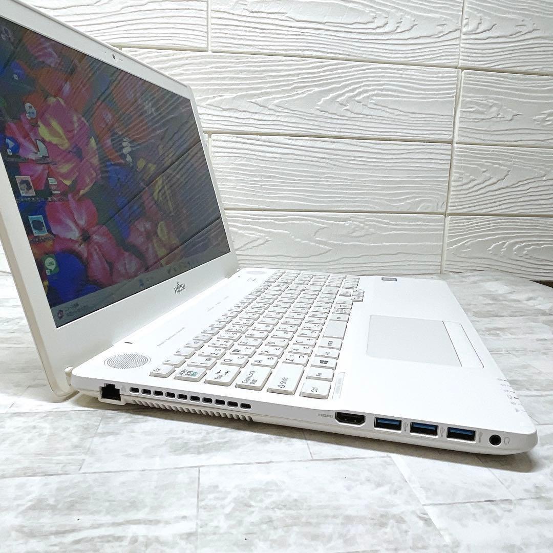 Core i7✨SSD 512GB 富士通 ノートパソコン DVD カメラ