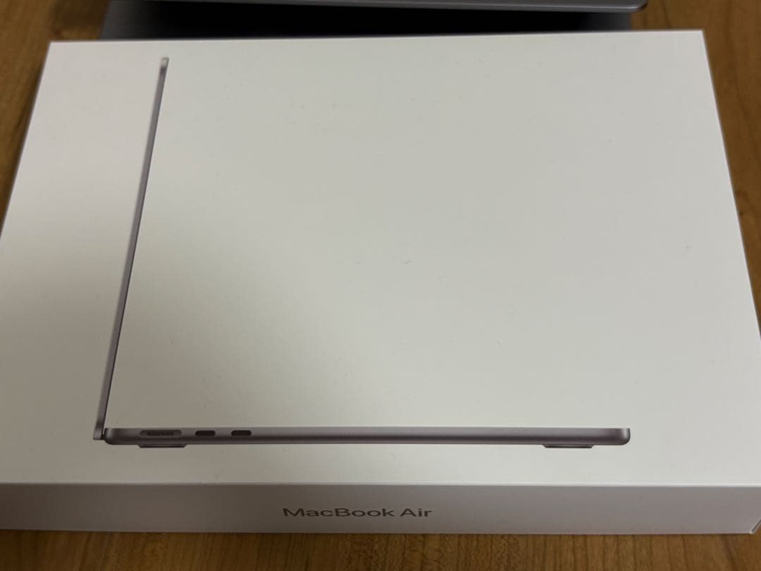 Apple MacBook Air M2 13.6インチ 512GB