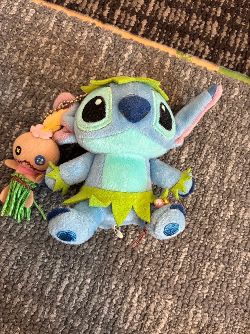 スティッチ　スクランプ　ぬいぐるみキーチェーン　ハワイアン　ディズニー