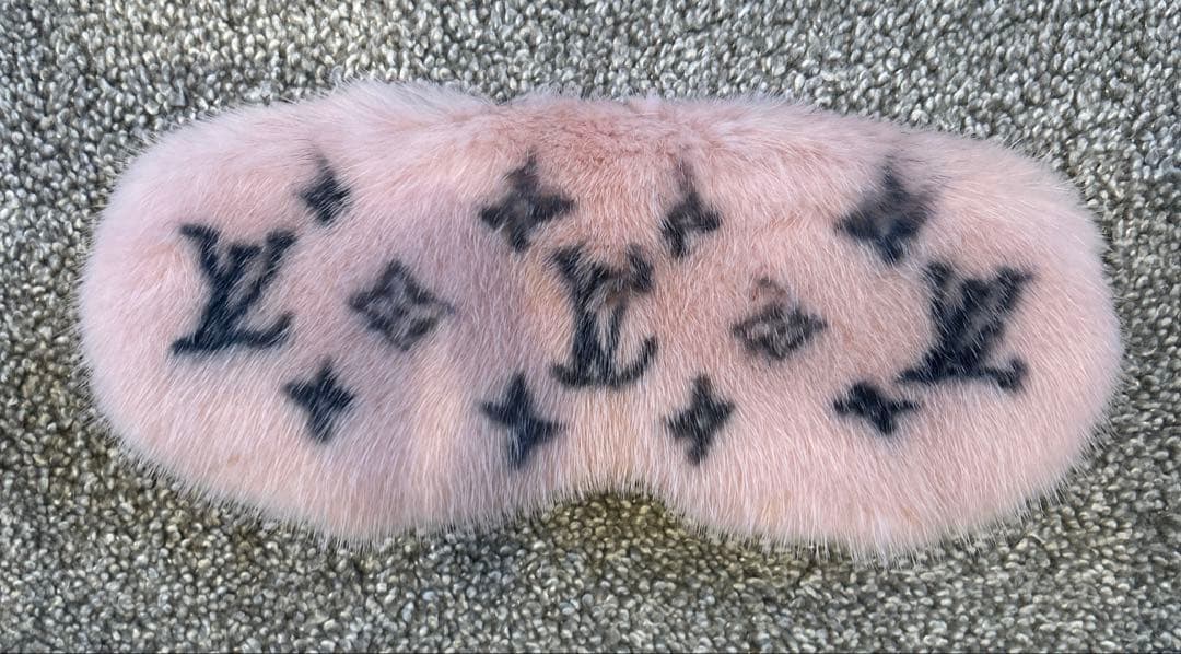 Louis Vuitton ルイヴィトン アイマスク ファー pink ピンク