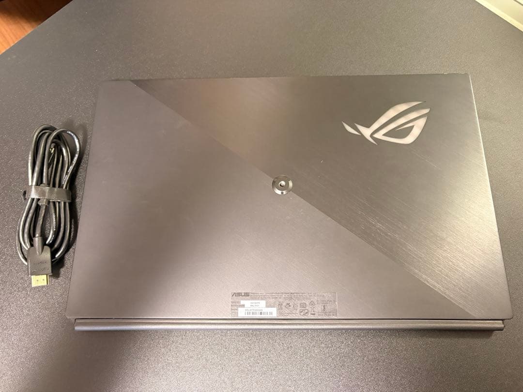asus ROG XG17AHPE ポータブルゲーミングモニター
