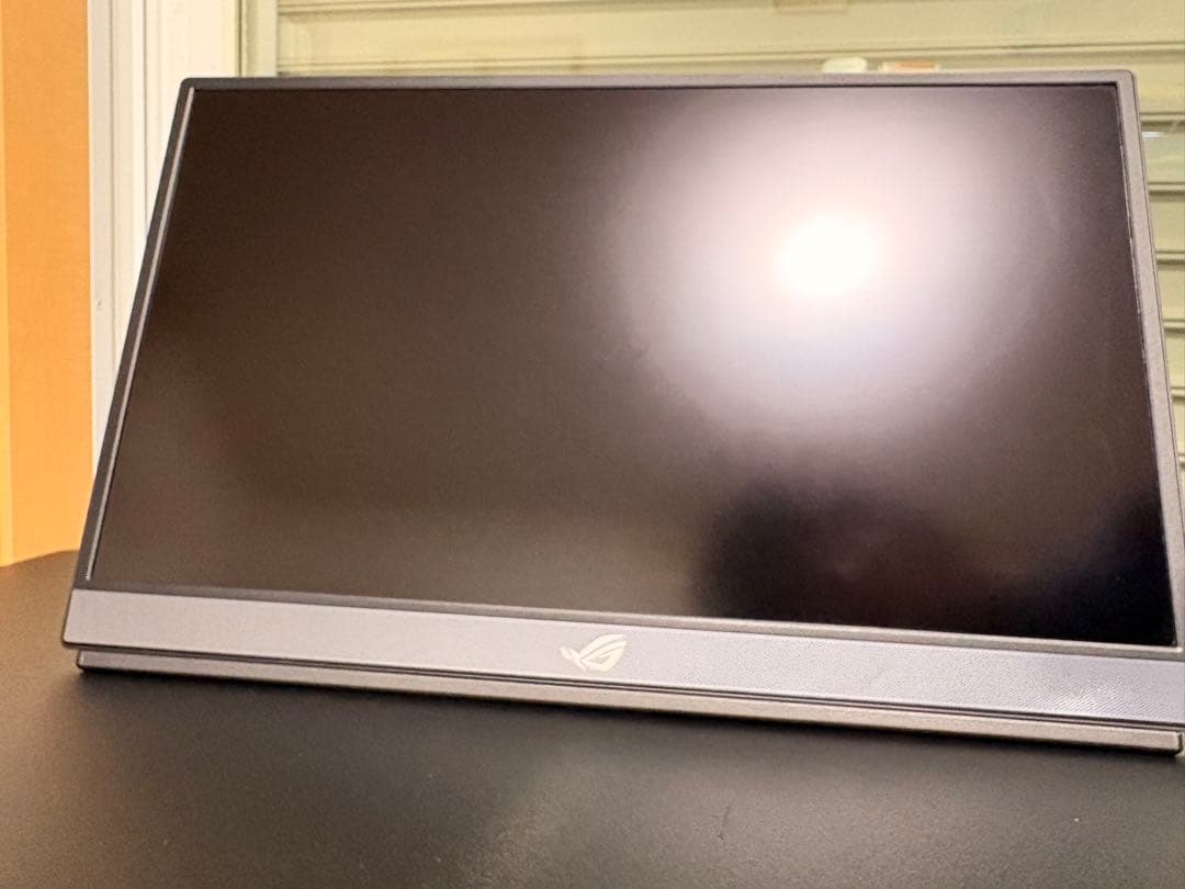 asus ROG XG17AHPE ポータブルゲーミングモニター