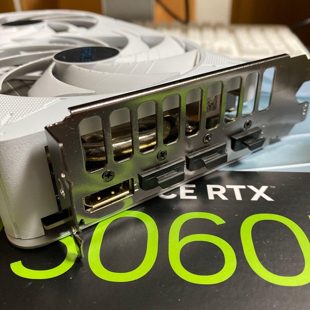 グラフィックボード・グラボ・ビデオカード GIGABYTE RTX 5060Ti EAGLE OC ICE 16GB