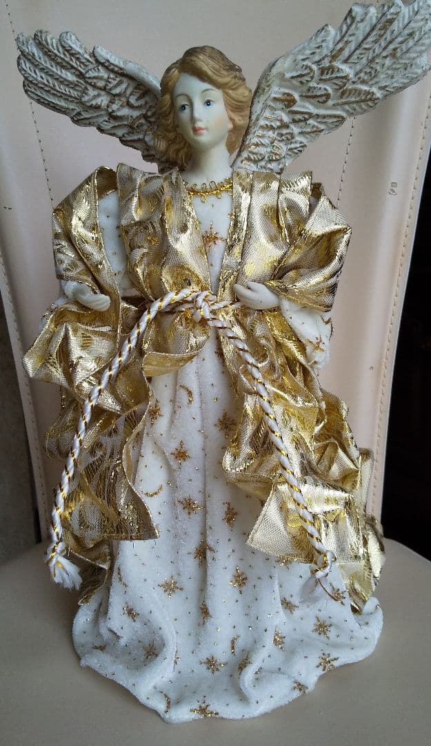 アンティーク天使の人形