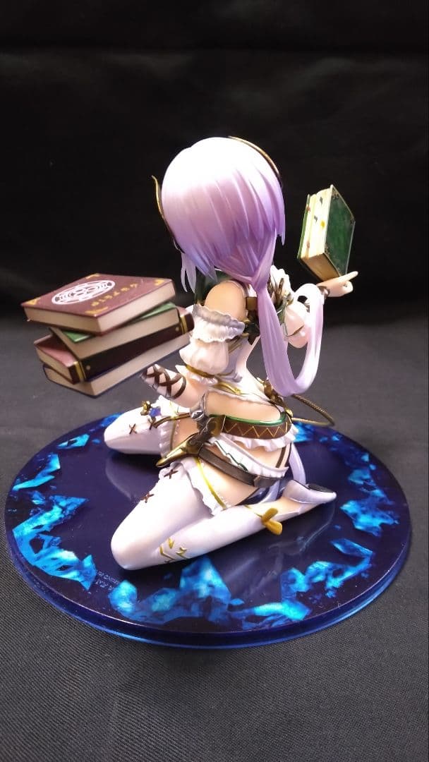 プラフタ フィギュア