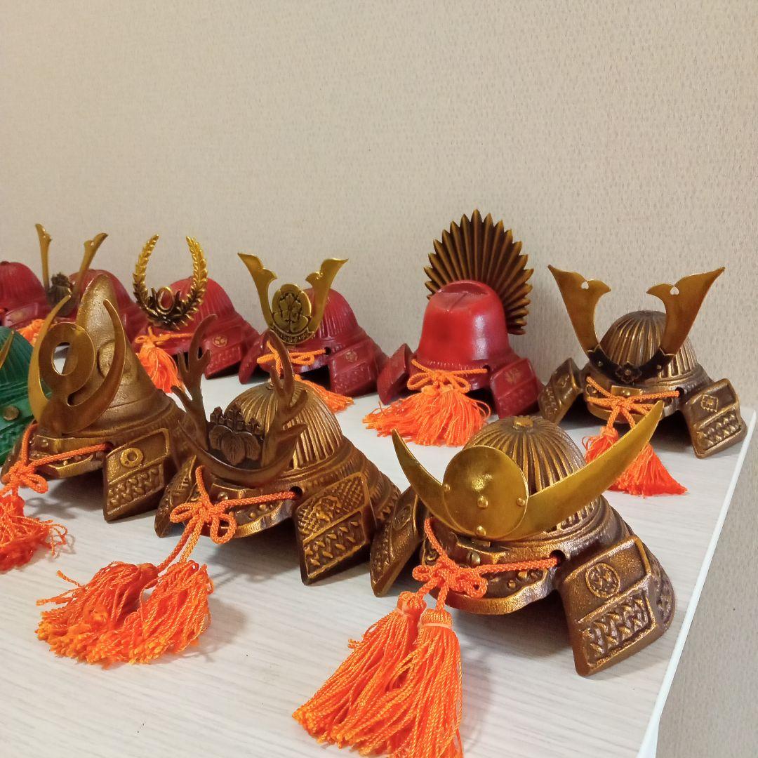 ミニ兜　戦国武将　12個セット　C-85