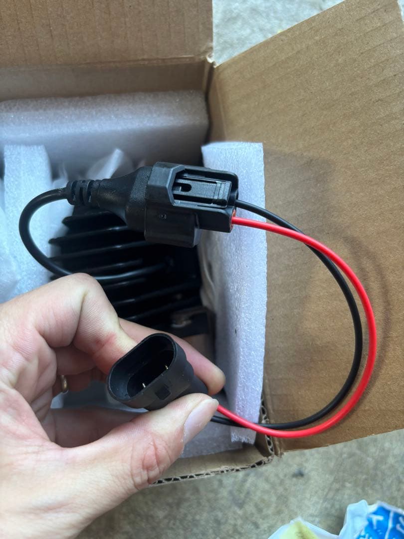 RAV4 LEDフォグランプ イエロー3000K 　ジムニー　調光機付き