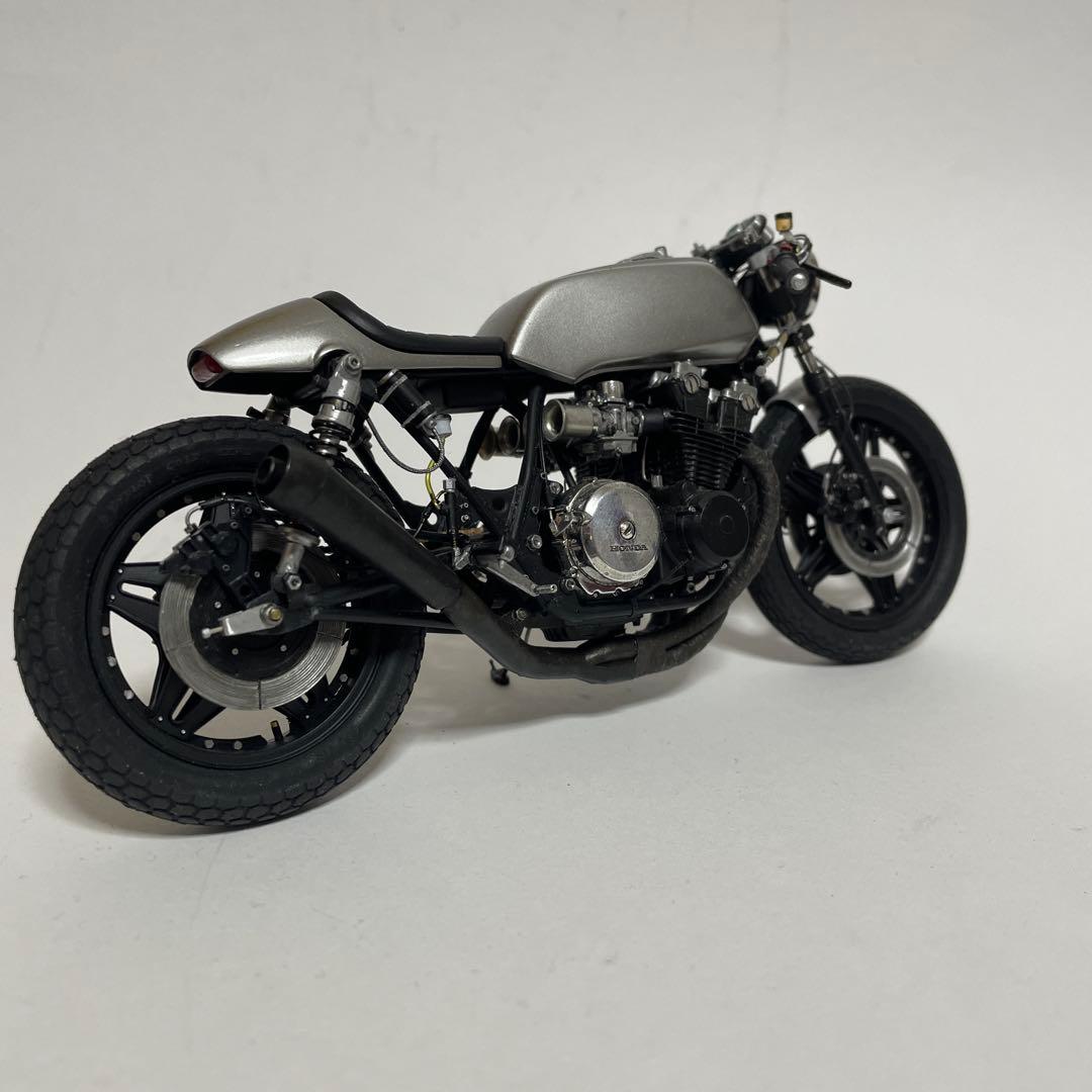 タミヤ CB750F プラモデル