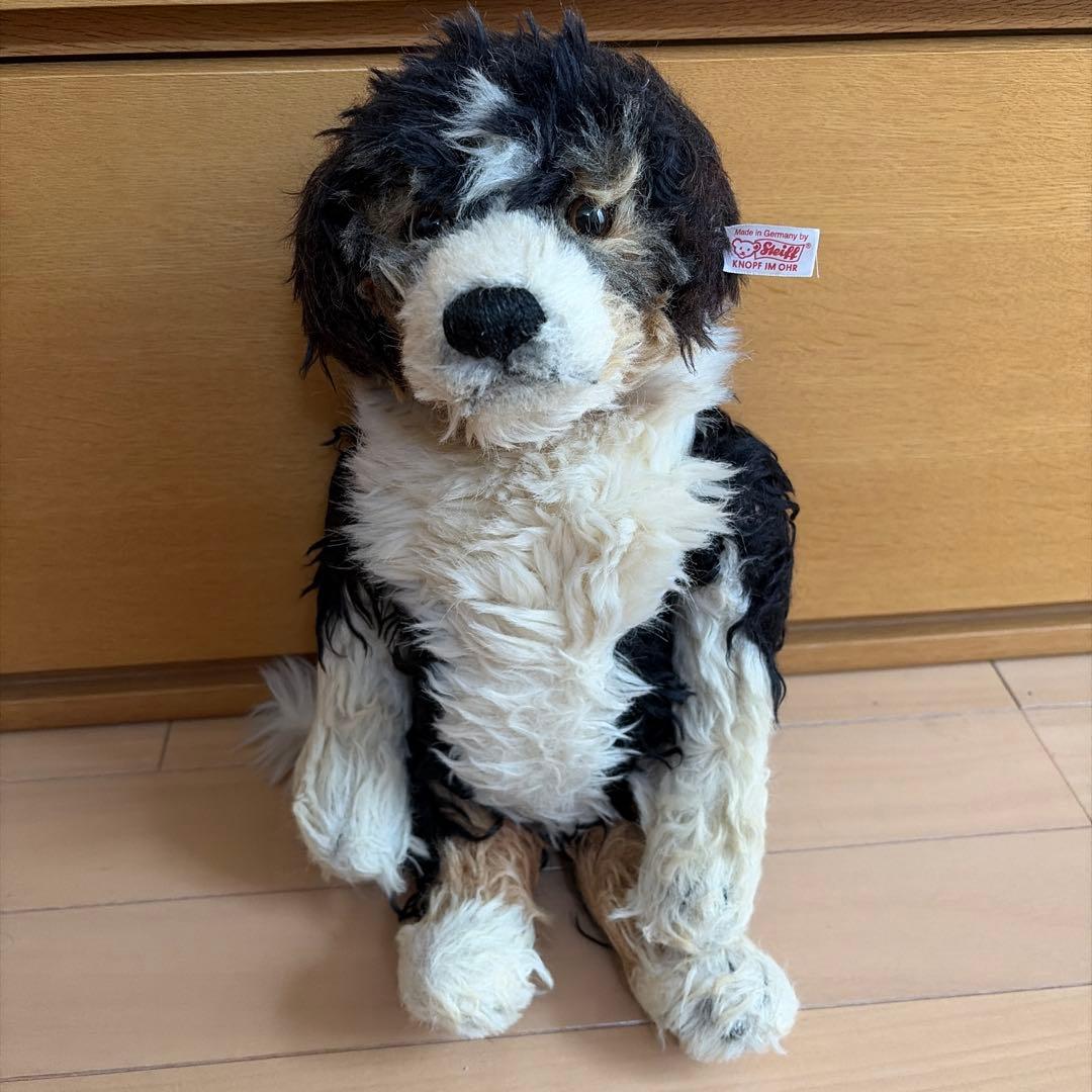 シュタイフ　犬　ぬいぐるみ　オーストラリアンシェパード