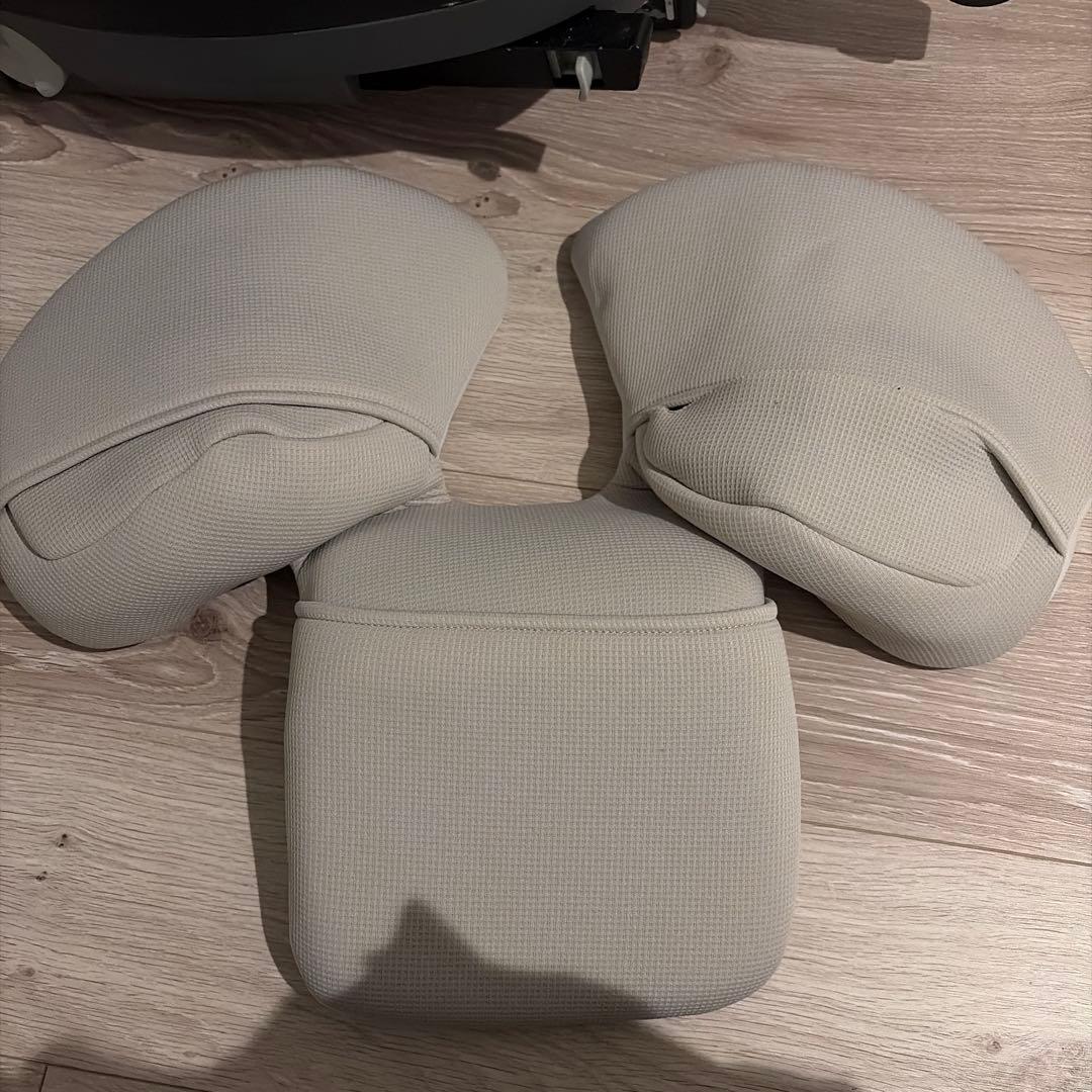 Combi チャイルドシート 回転式　クルムーヴスマート　ISOFIX対応