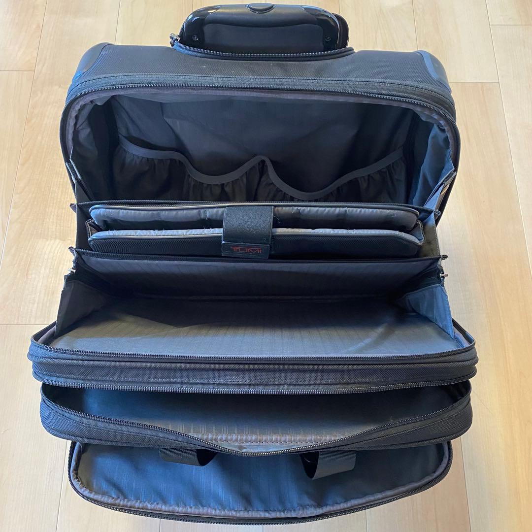 TUMI 便利な4輪 トゥミ ALPHA2 キャリーケース ビジネス 旅行