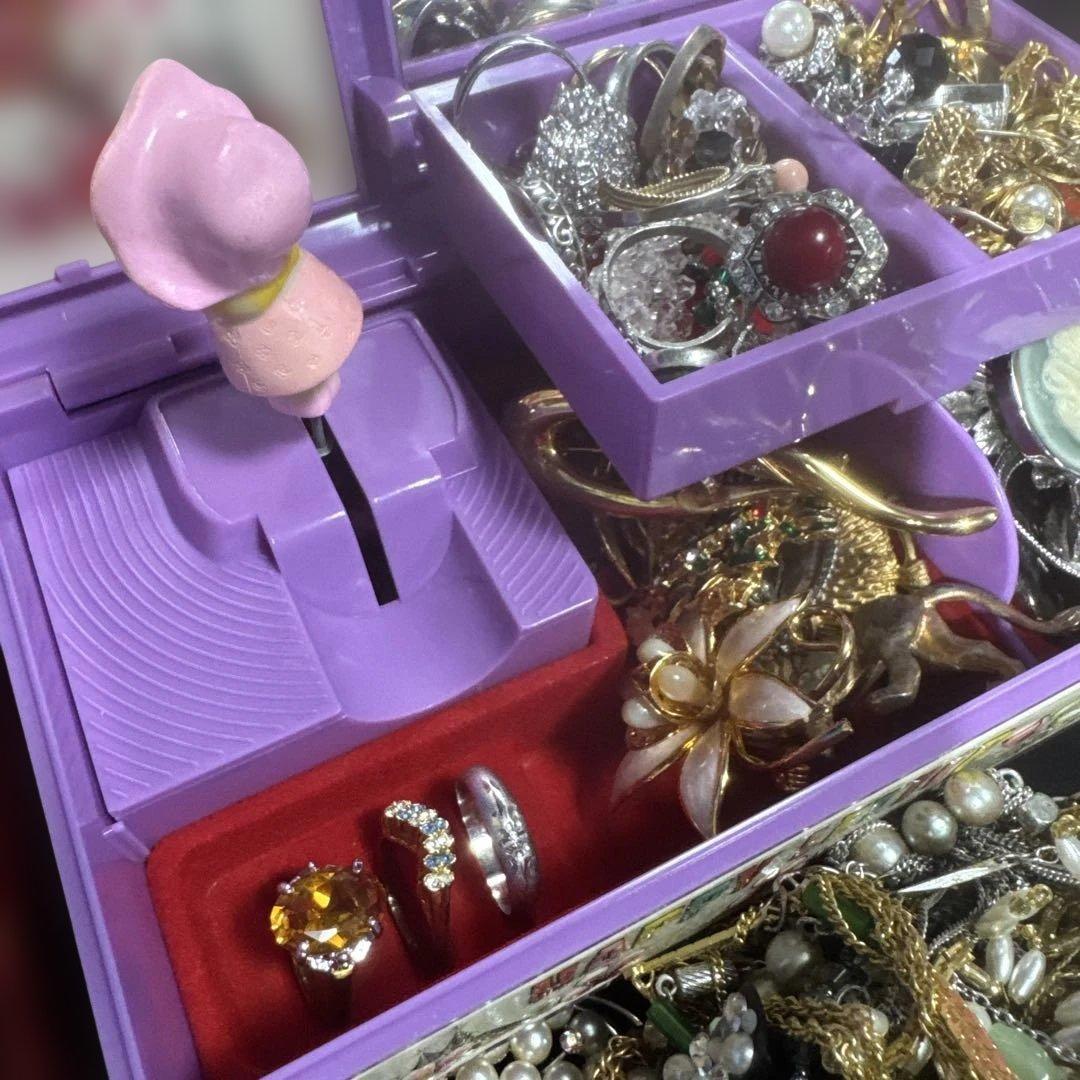 2955★レトロ　アクセサリーまとめ★3kg以上★ネックレス　ピアス　イヤリング