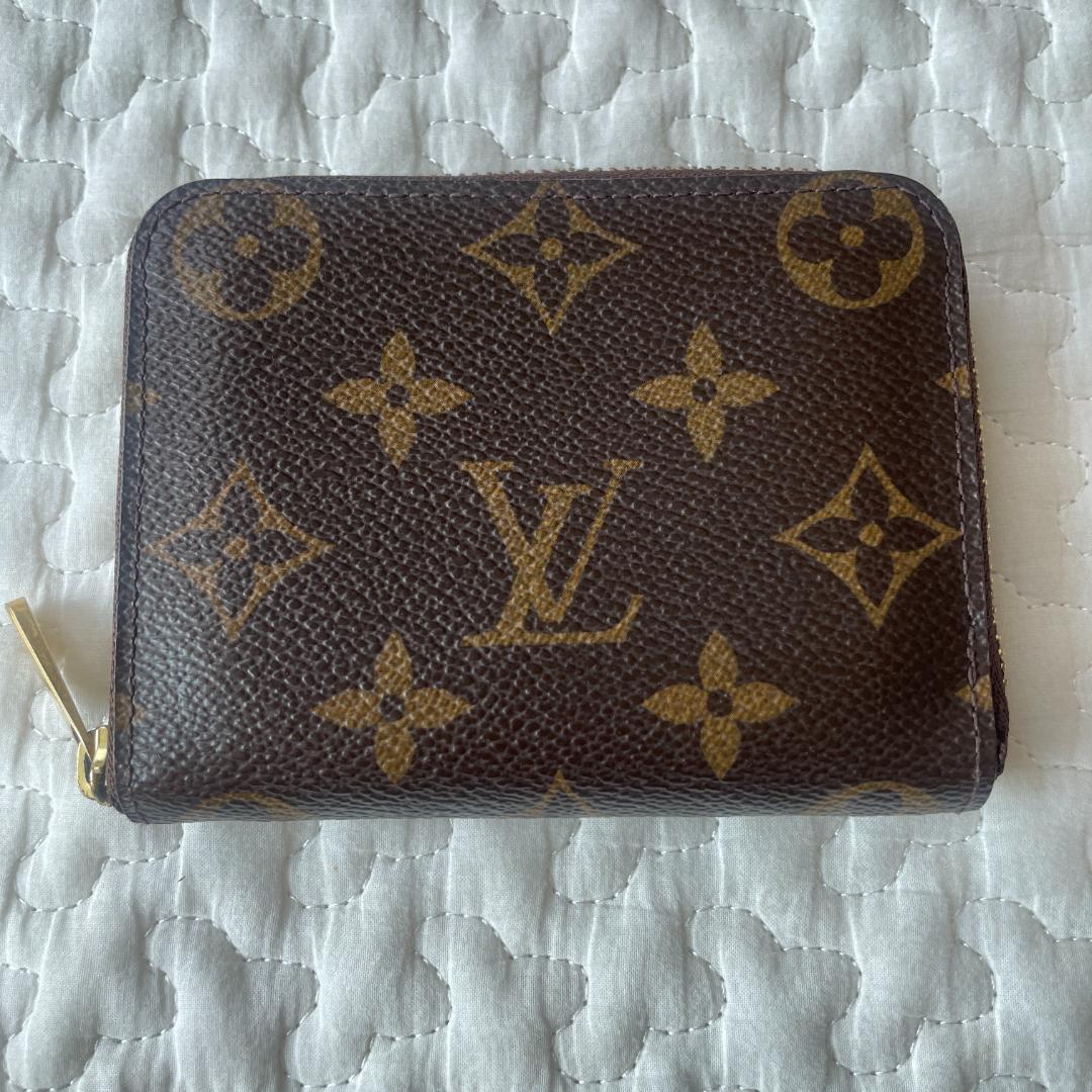 【美品】LOUIS VUITTON ジッピー パース