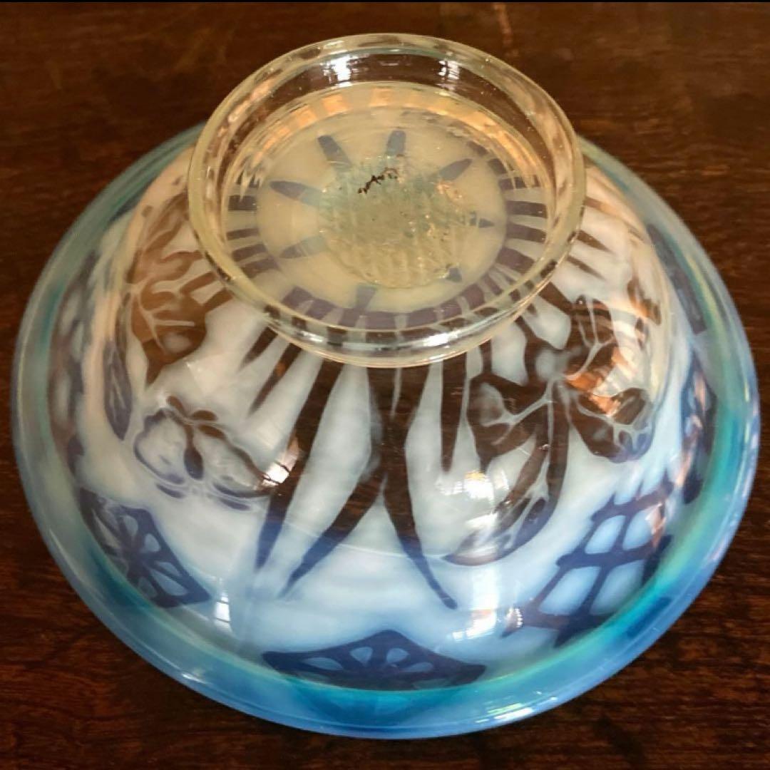 ●大正〜昭和初期 和ガラス器 氷コップ 青色縁 菖蒲に蝶文 乳白色アンティーク