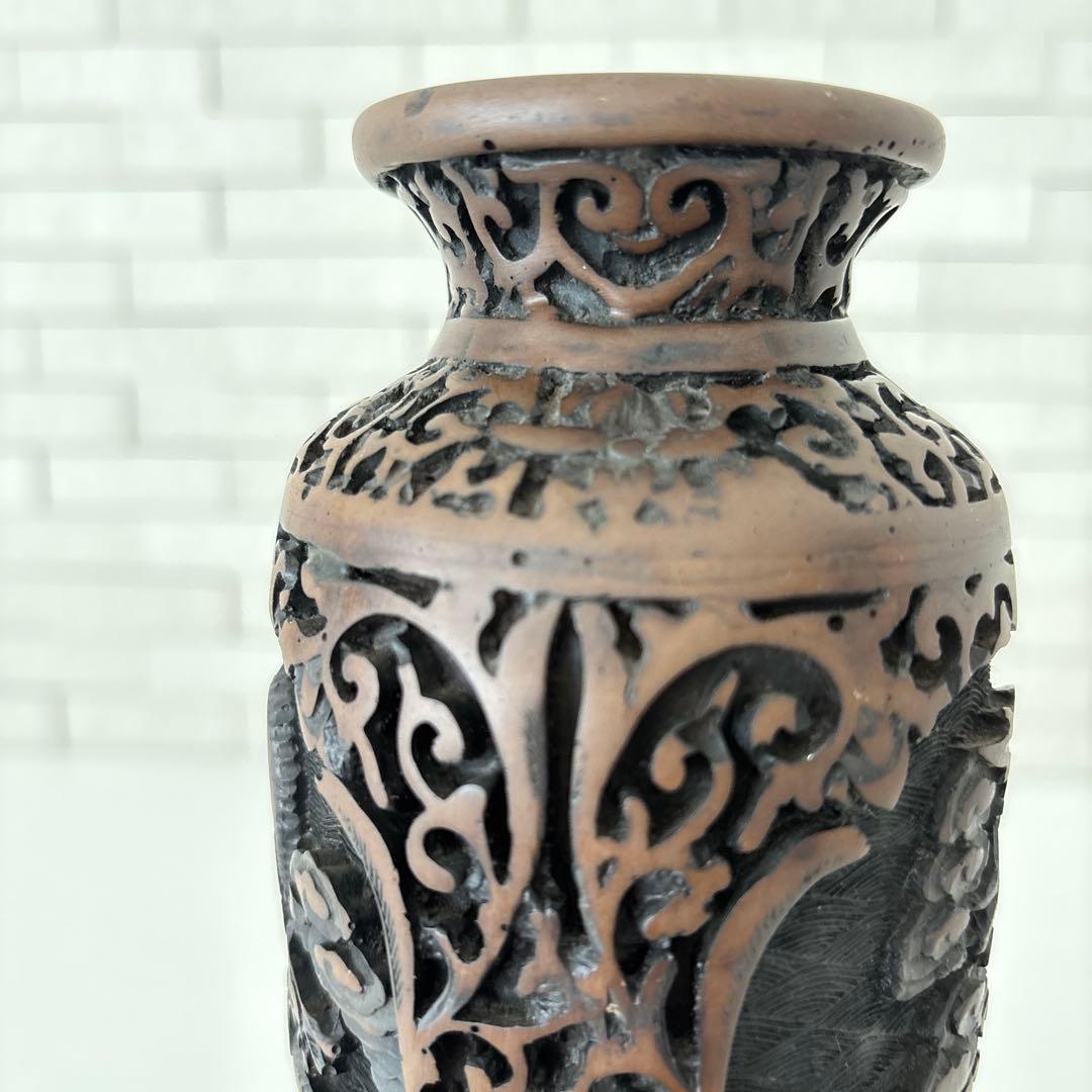 龍　花瓶　黒色花瓶　ドラゴン彫刻　一輪挿し　アンティーク　縁起物骨董品