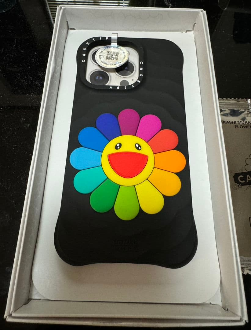 casetify 村上隆ケース　RAINBOW 16pro用