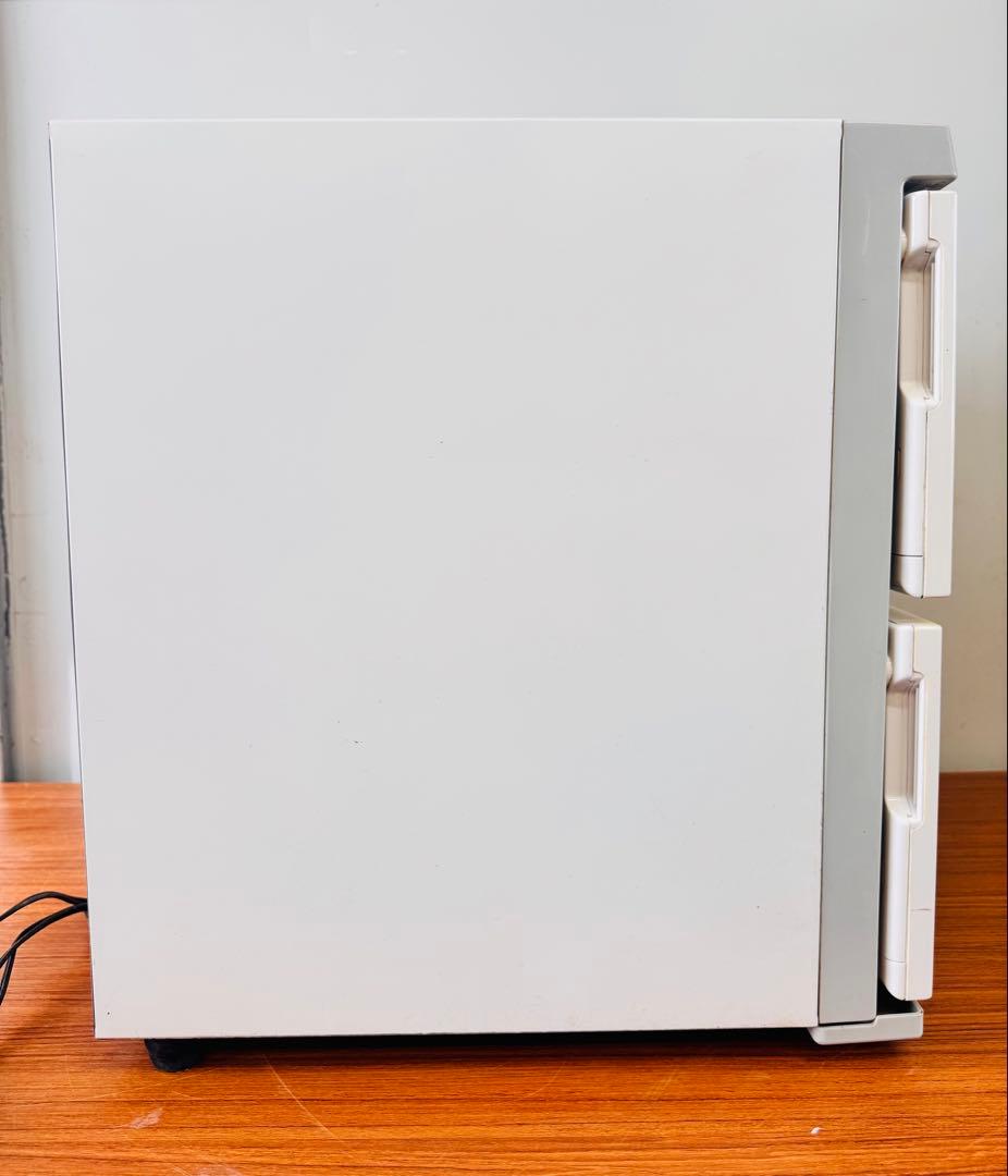 ホウエイ 業務用 タオルウォーマー 2段2扉 ホワイト 動作品 送料込み