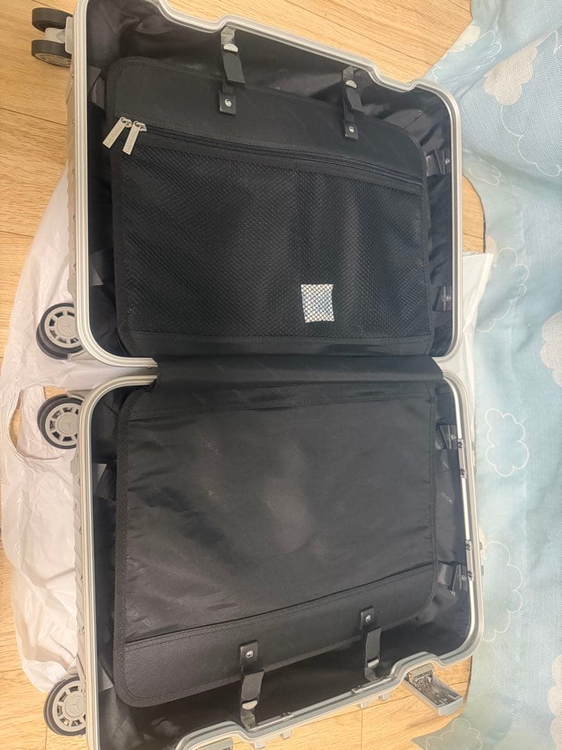 美品‼️ メルセデス・ベンツ 32L 機内持ち込み 4輪 TSAロック/非売品
