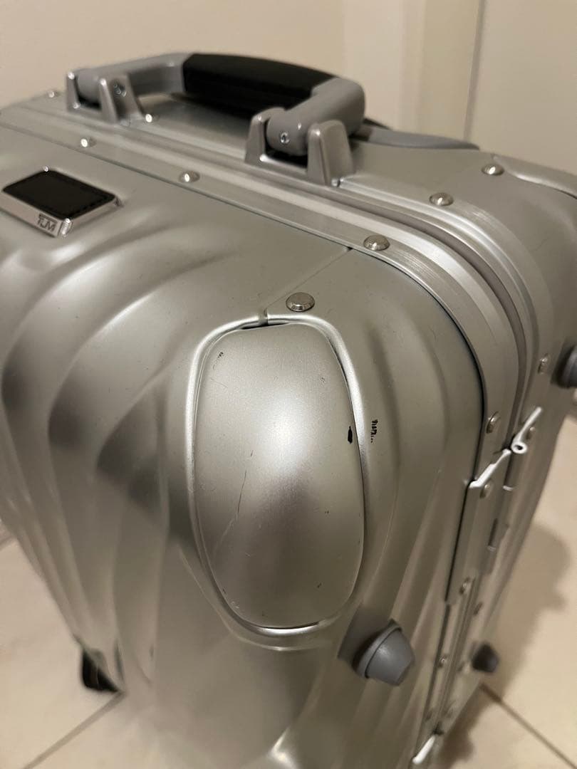 【TUMI】19DEGREE ALUMINUM インターナショナル・キャリーオン