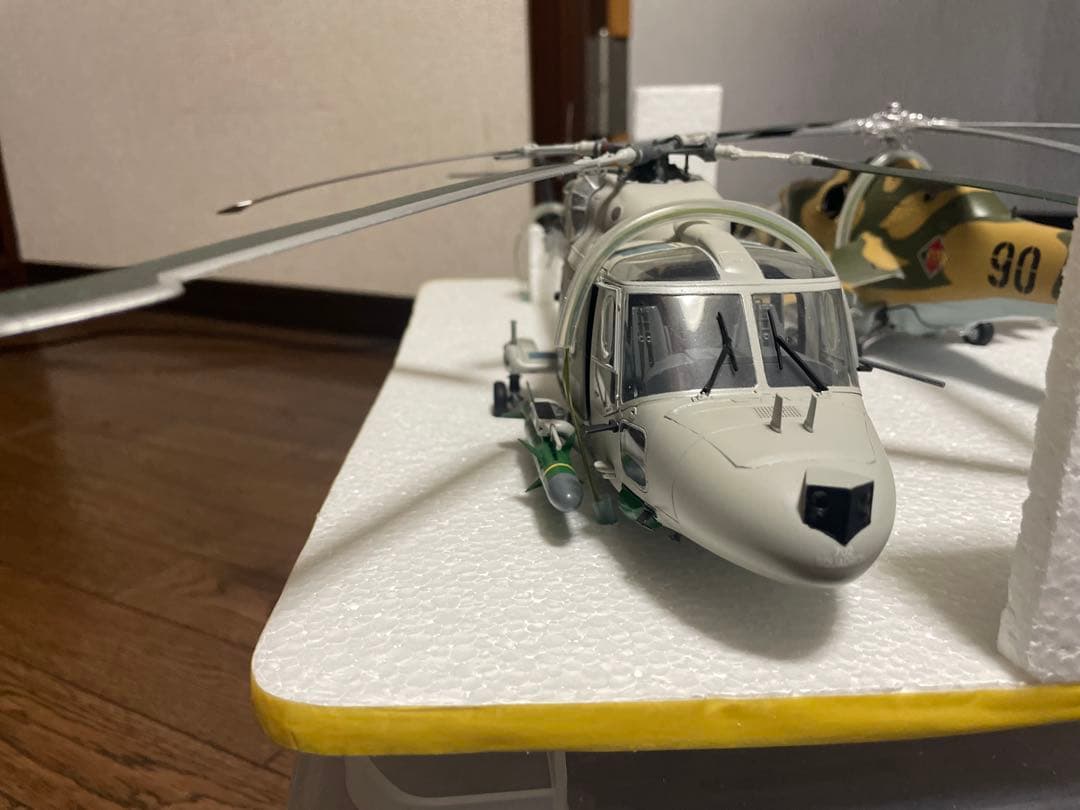 ヘリコプター 模型