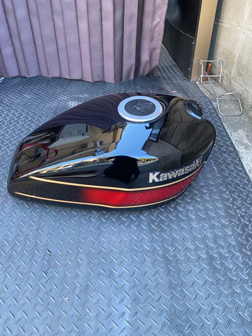 ゼファー400タンク