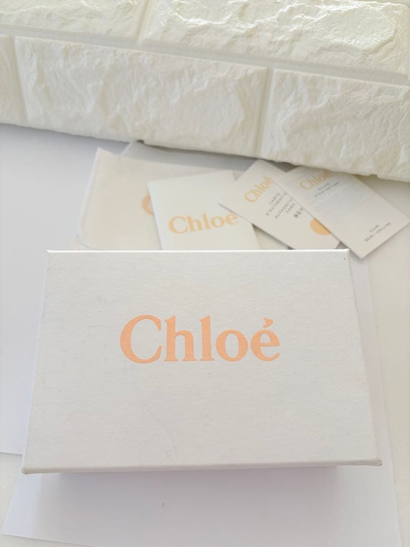 Chloé クロエ　ホワイトレザー三つ折り財布　スモールトリフォールドウォレット