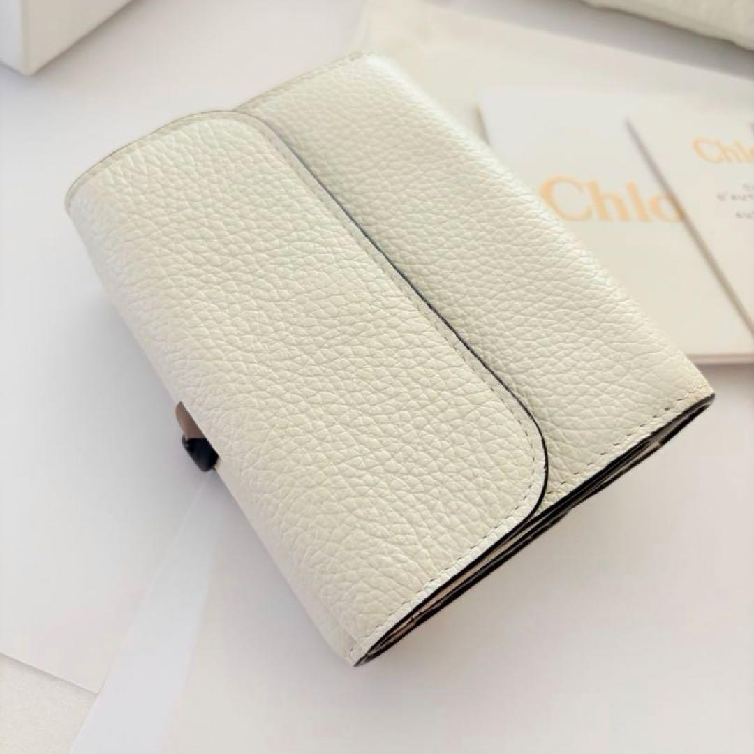 Chloé クロエ　ホワイトレザー三つ折り財布　スモールトリフォールドウォレット