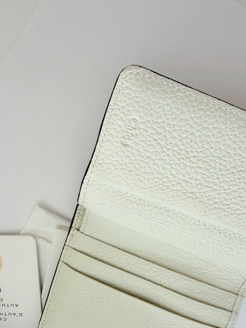 Chloé クロエ　ホワイトレザー三つ折り財布　スモールトリフォールドウォレット