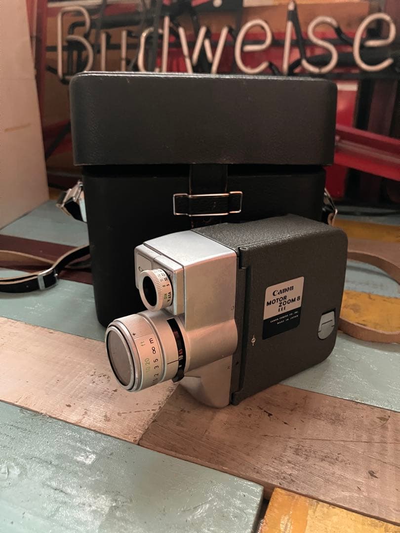 レトロフィルムカメラ　Canon Moter Zoom 8 EEE