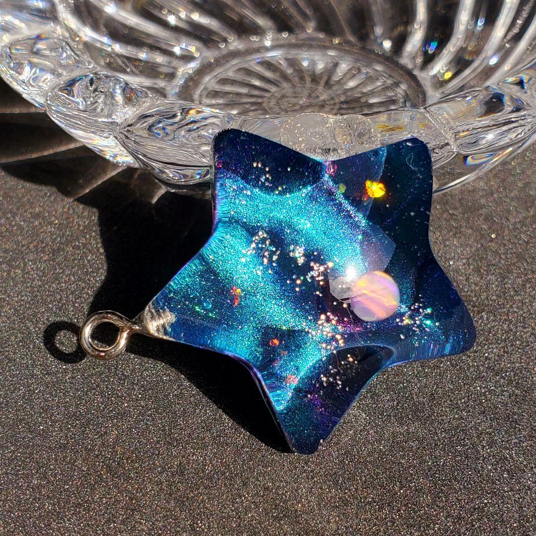 はくとん　　佐竹ガラスの星空ネックレス　レジンネックレス　ハンドメイド
