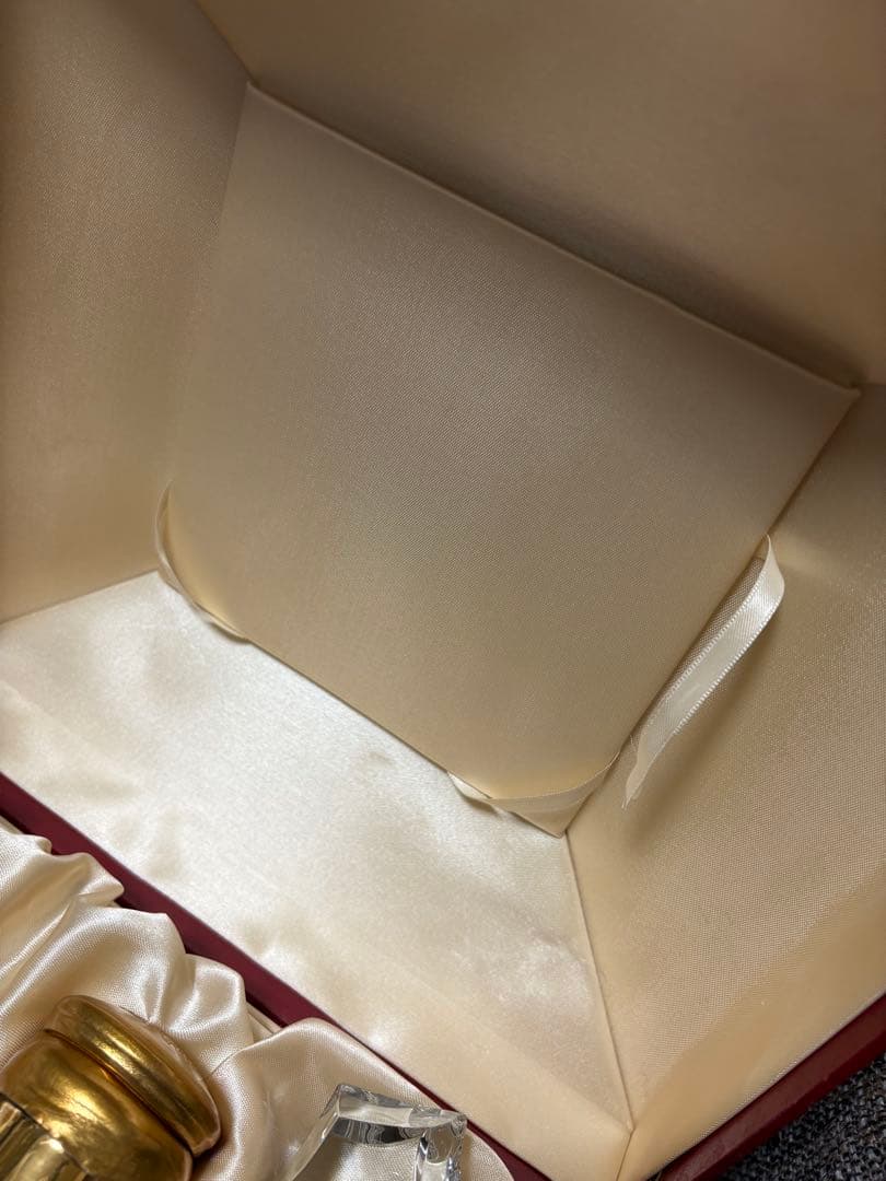 ルイ13世ブランデーの空き瓶。（箱あり）