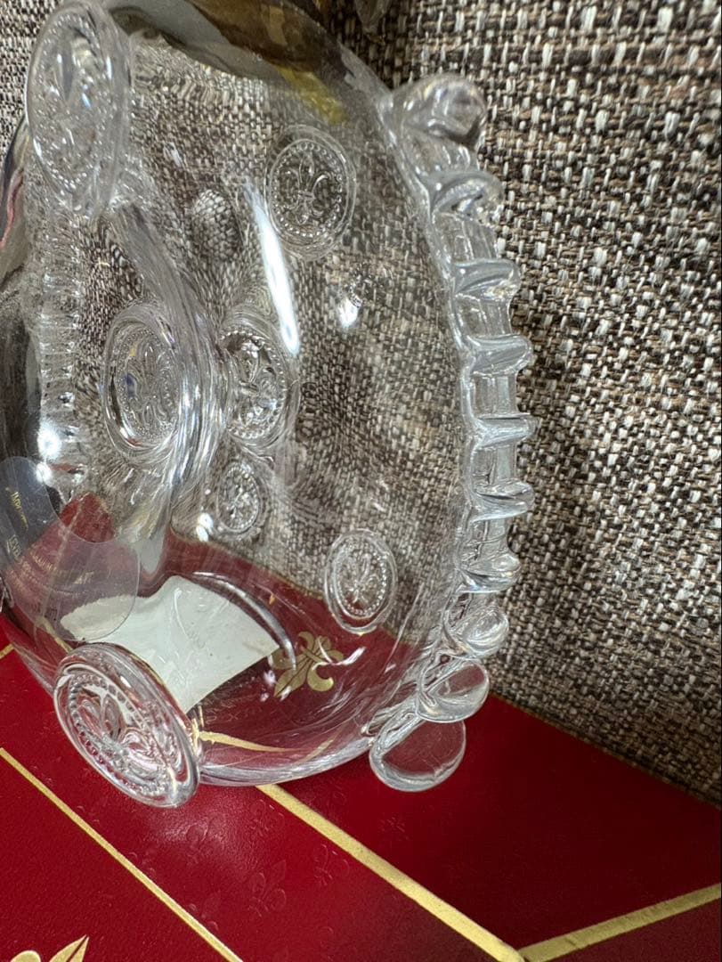 ルイ13世ブランデーの空き瓶。（箱あり）