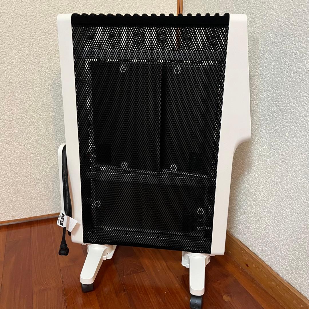 24年製 siroca シロカ　遠赤軽量ヒーター　SN-M451