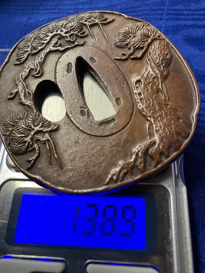 日本刀　刀　鍔　銅製　松の柄