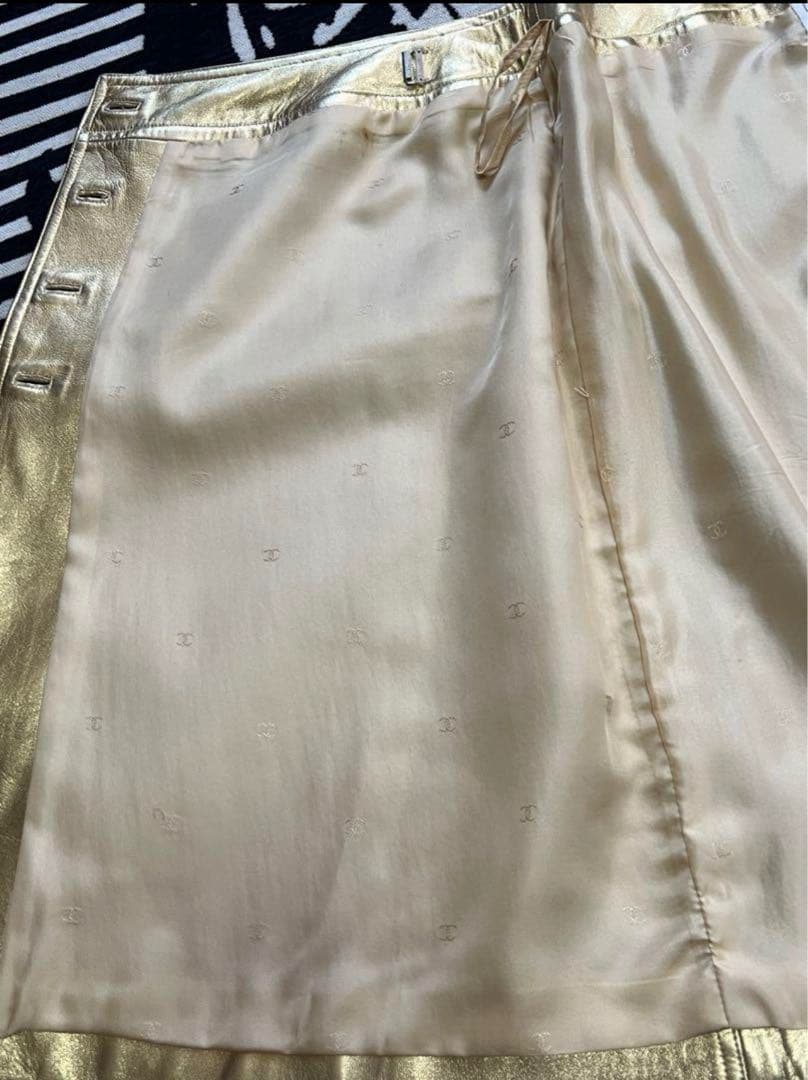 大幅値下げ⭐︎超美品レア⭐︎CHANEL⭐︎ゴールドラムスキンレザースカート