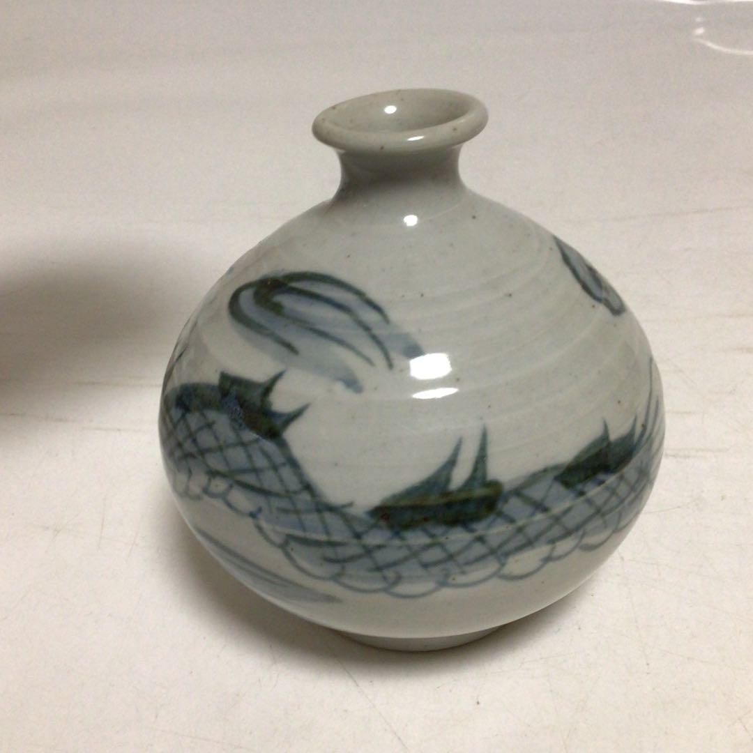 古伊万里　染付油壺（あぶらつぼ）　龍　青魚模様の陶器小瓶