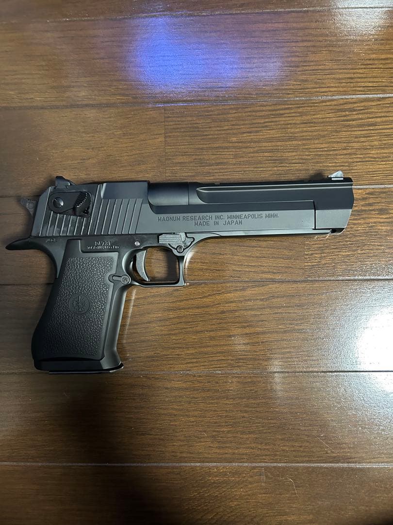 東京マルイ　デザートイーグル.50AE ガスブローバック　予備マガジン付