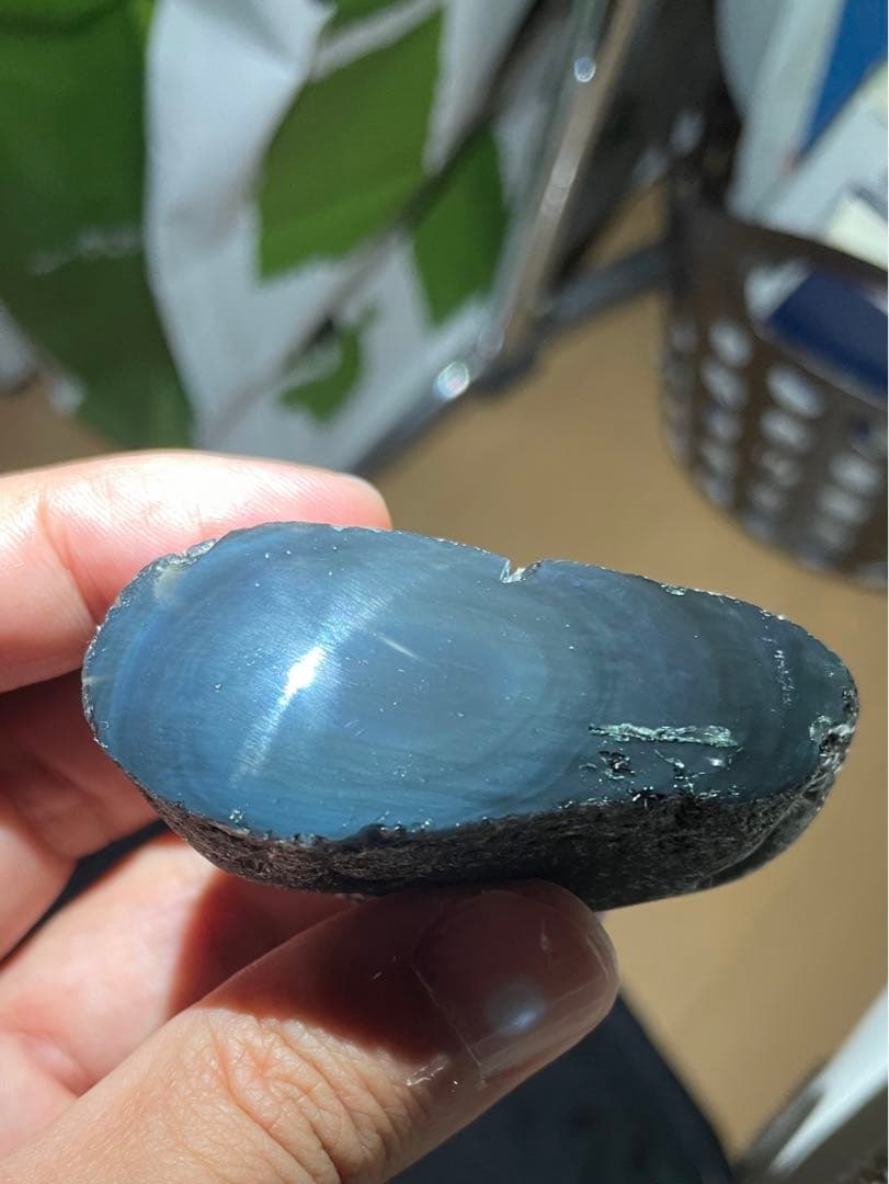 研磨品　十勝石玲瓏　ブルー系シラー　レインボーオブシディアン