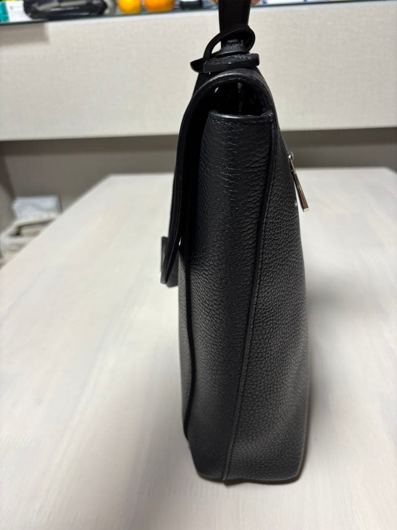 最終値下げ⭐️ルイヴィトン⭐️ドリアントリヨンレザー　ノアール