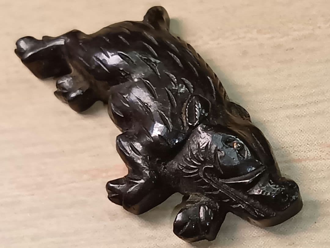 煙草入れ／猪目貫／前金具