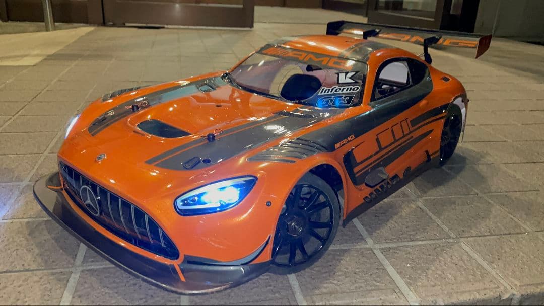 京商 インファーノgt AMGボディ LED付き