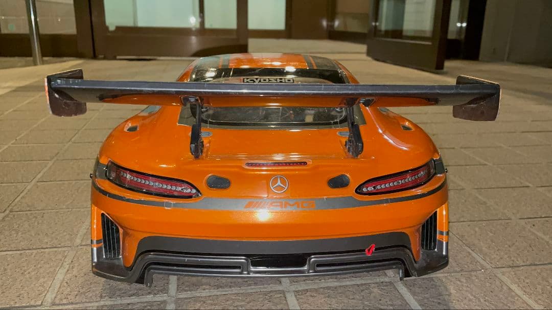 京商 インファーノgt AMGボディ LED付き