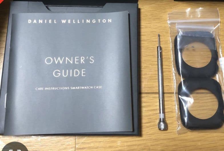 美品 ダニエルウェリントン　アップルウォッチケース 44mm シルバー